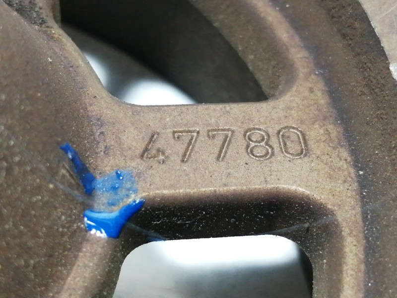 Recambio de polea arbol levas para citroën c4 berlina lx referencia OEM IAM 9657477580  