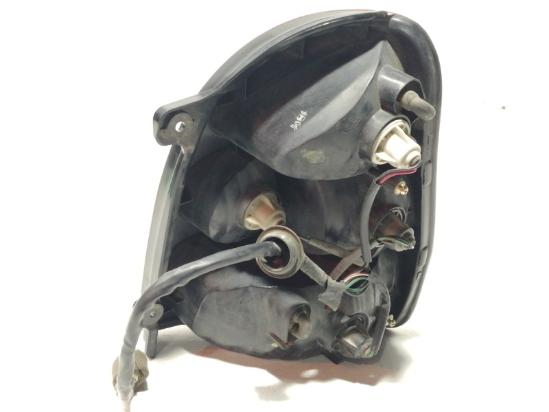 Recambio de piloto trasero izquierdo para kia carnival td ls referencia OEM IAM 0K55A51160A  