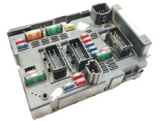 Recambio de caja reles / fusibles para citroën c8 2.0 16v sx automático referencia OEM IAM 9650663980  