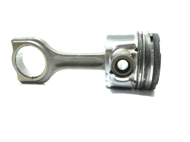 Recambio de piston para citroën c4 berlina lx referencia OEM IAM   