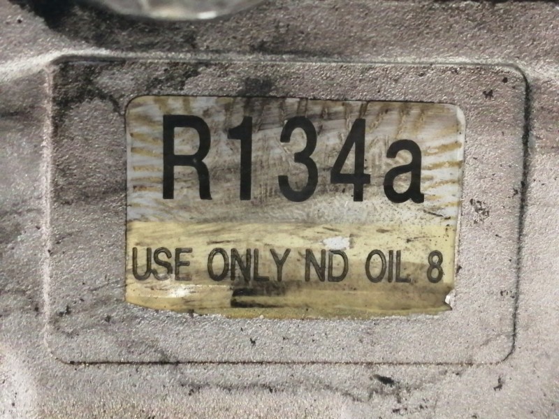 Recambio de compresor aire acondicionado para kia carnival td ls referencia OEM IAM   