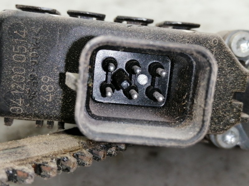 Recambio de elevalunas delantero izquierdo para opel astra h berlina enjoy referencia OEM IAM 994886100  