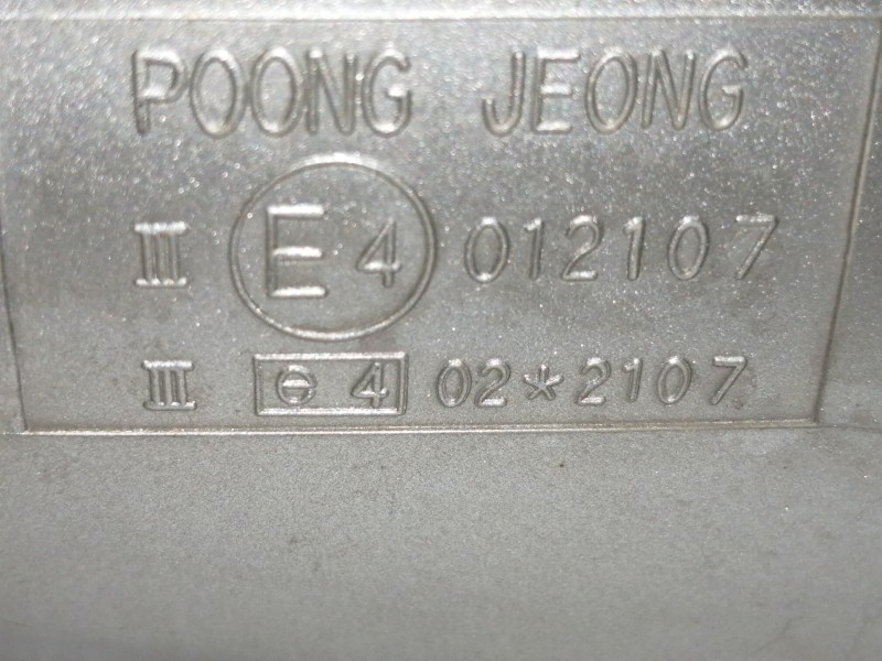 Recambio de retrovisor izquierdo para kia carnival td ls referencia OEM IAM 012107  