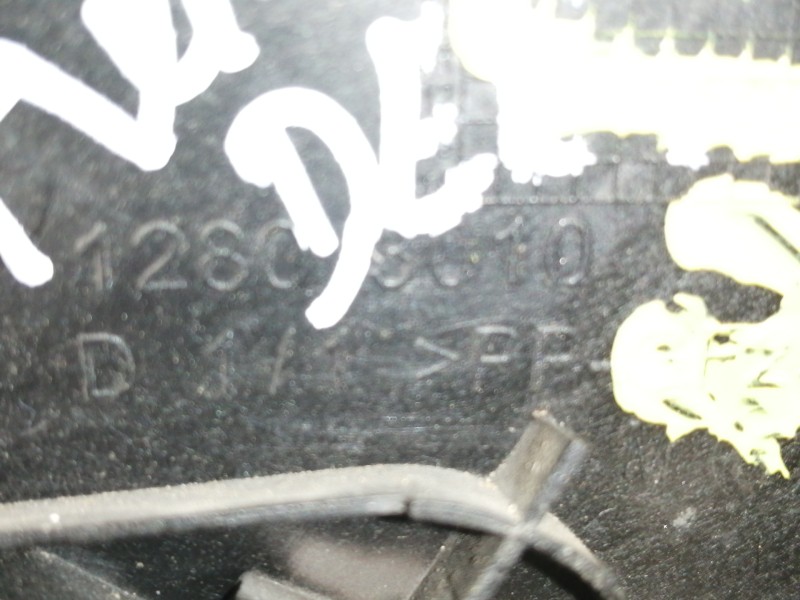 Recambio de retrovisor derecho para renault twingo authentique referencia OEM IAM 12803010  