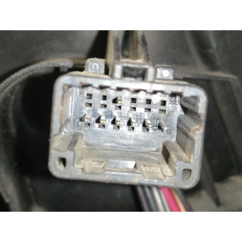 Recambio de retrovisor derecho para renault twingo authentique referencia OEM IAM 12803010  