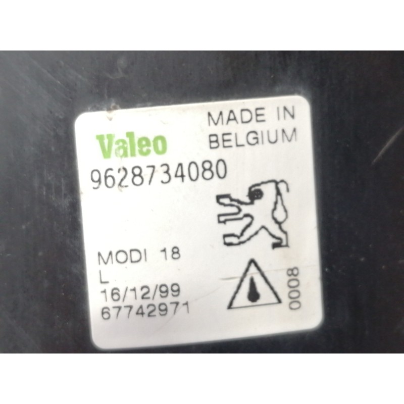 Recambio de faro antiniebla izquierdo para peugeot 206 berlina xs referencia OEM IAM 9628734080 67742971 