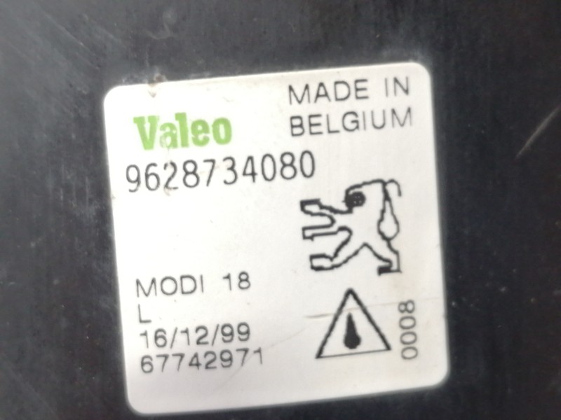 Recambio de faro antiniebla izquierdo para peugeot 206 berlina xs referencia OEM IAM 9628734080 67742971 