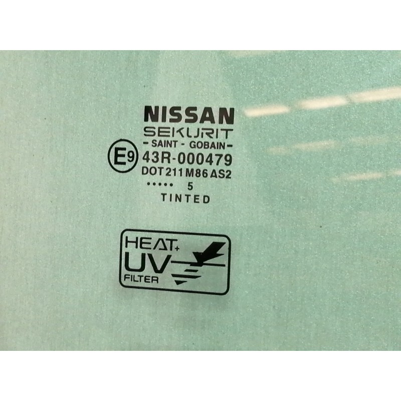 Recambio de luna delantera derecha para nissan almera tino (v10m) acenta referencia OEM IAM 43R000479  