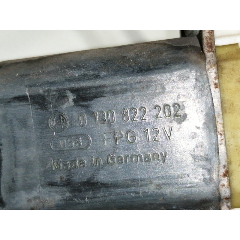 Recambio de elevalunas delantero izquierdo para nissan micra (k12e) acenta referencia OEM IAM 0130822202  