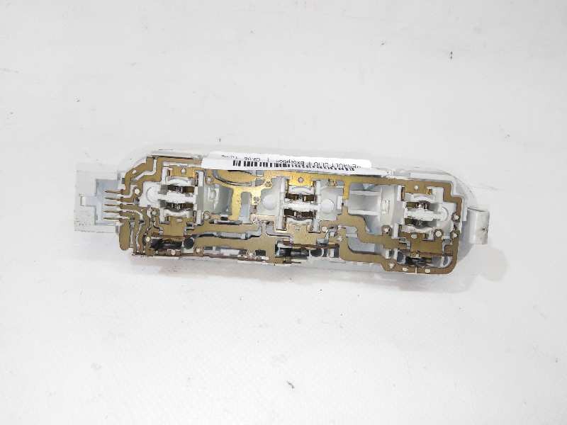 Recambio de luz interior para renault clio iii exception referencia OEM IAM   