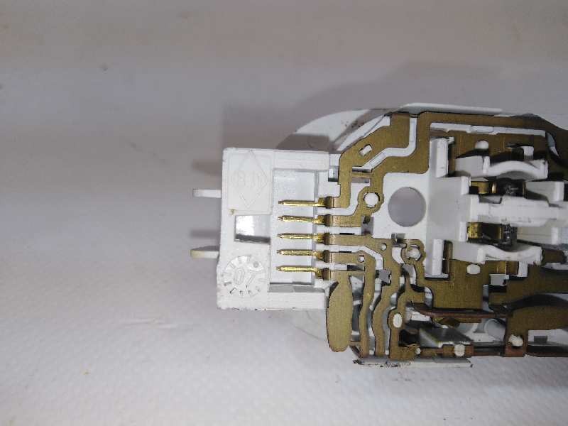 Recambio de luz interior para renault clio iii exception referencia OEM IAM   