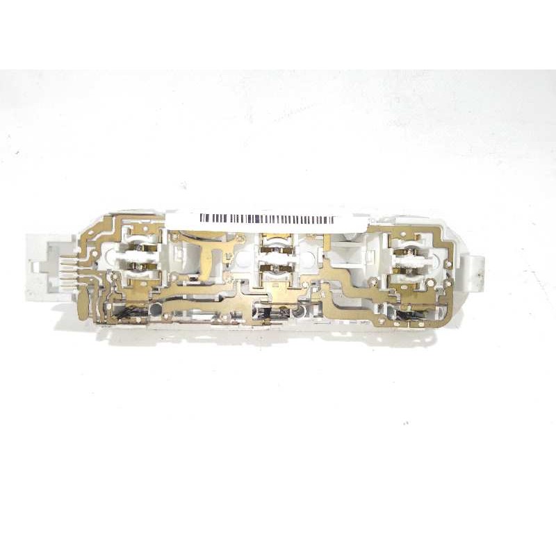 Recambio de luz interior para renault clio iii exception referencia OEM IAM   