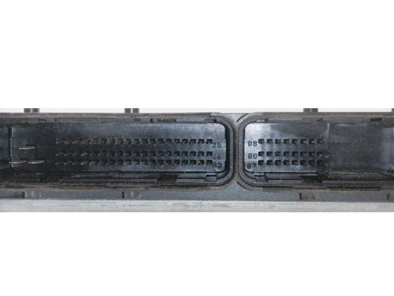 Recambio de centralita motor uce para opel vectra b berlina edition 2000 referencia OEM IAM 0281001633  