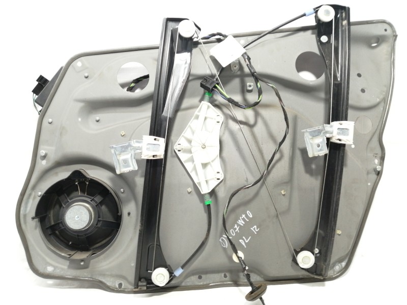 Recambio de elevalunas delantero izquierdo para mercedes-benz clase b (w245) 2.0 cdi cat referencia OEM IAM A1697202979  