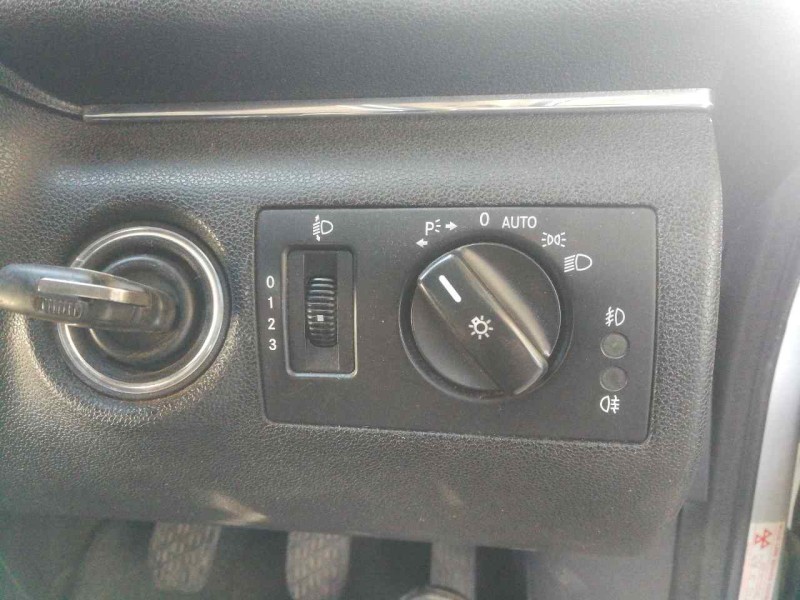 Recambio de mando luces para mercedes-benz clase b (w245) 2.0 cdi cat referencia OEM IAM 1695453004  