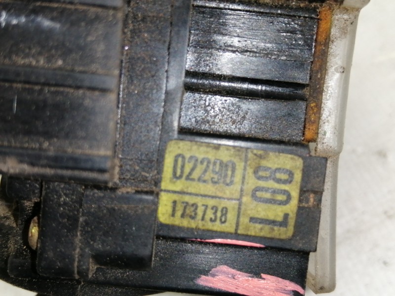 Recambio de mando limpia para toyota corolla (e12) 1.6 linea luna berlina referencia OEM IAM 02290173738  