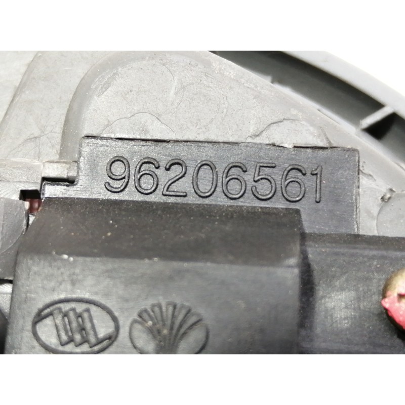 Recambio de luz interior para chevrolet nubira berlina se referencia OEM IAM 96206561  