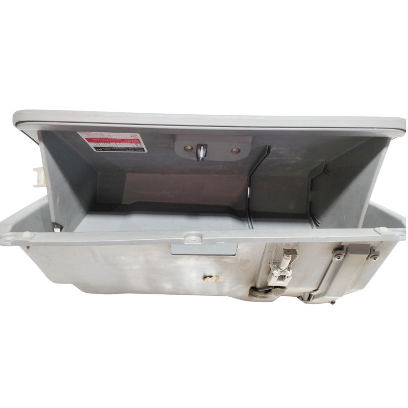 Recambio de guantera para chevrolet nubira berlina se referencia OEM IAM 96554978  