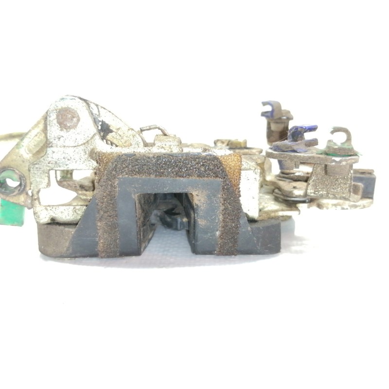 Recambio de cerradura puerta delantera derecha para opel monterey rs referencia OEM IAM   