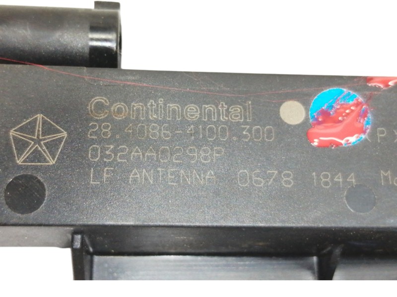 Recambio de antena para fiat 500 x (334) urban referencia OEM IAM 2840864100300 68068148AA 032AA0298P