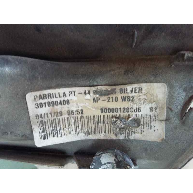 Recambio de rejilla delantera para chrysler pt cruiser (pt) 1.6 16v cat referencia OEM IAM 301090408  
