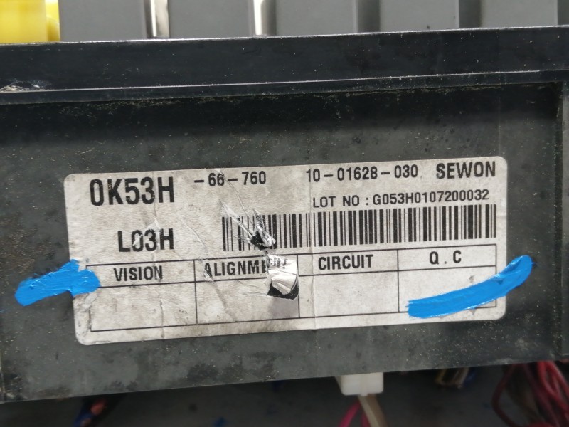 Recambio de caja reles / fusibles para kia carnival ii 2.9 crdi lx referencia OEM IAM 0K53H66760  