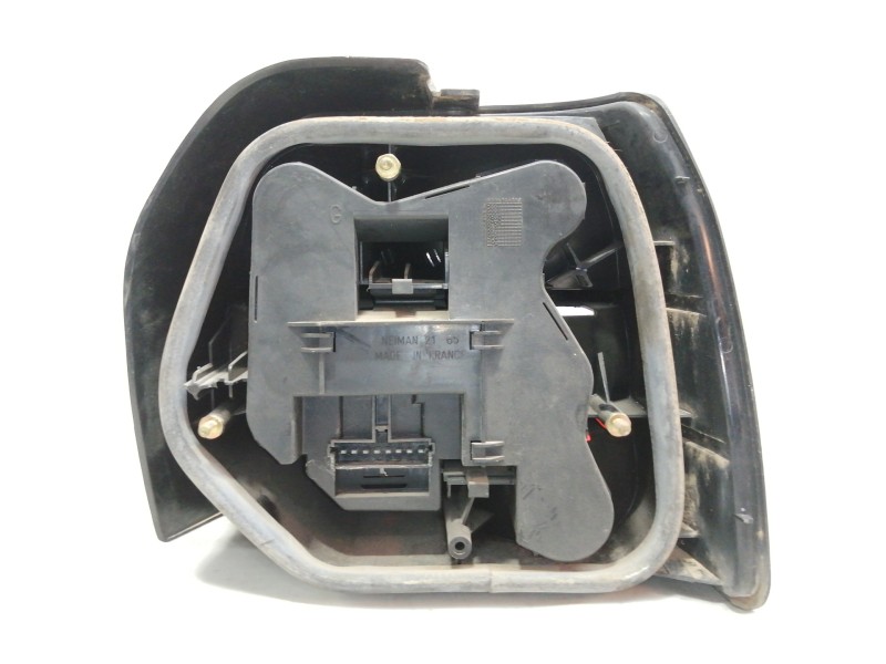 Recambio de piloto trasero izquierdo para renault 19 hatchback (b/c53) 1.4 referencia OEM IAM 7700783993AJ  