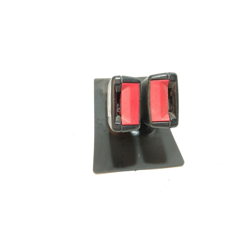 Recambio de enganche cinturon trasero central para mini mini (r50,r53) cooper referencia OEM IAM 5321261A  