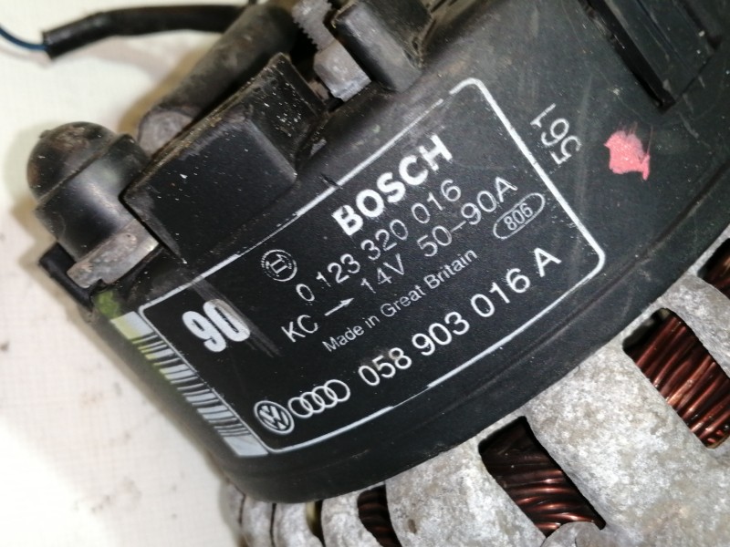 Recambio de alternador para audi a4 berlina (b5) 1.8 referencia OEM IAM 058903016A  