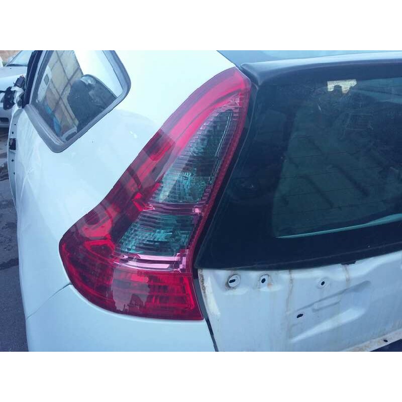 Recambio de piloto trasero izquierdo para citroën c4 berlina vtr plus referencia OEM IAM 9646801777 4CXX13405A 79998D 4CXX13451A