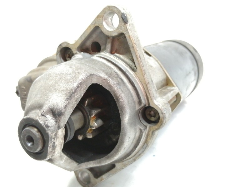 Recambio de motor arranque para opel corsa c silverline referencia OEM IAM 09130838  