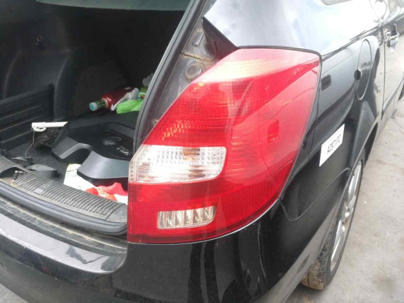 Recambio de piloto trasero derecho para skoda fabia combi (5j5) style referencia OEM IAM   