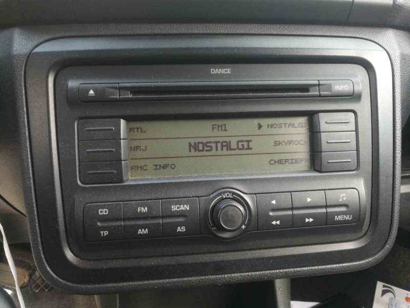 Recambio de sistema audio / radio cd para skoda fabia combi (5j5) style referencia OEM IAM 5J0035161A  