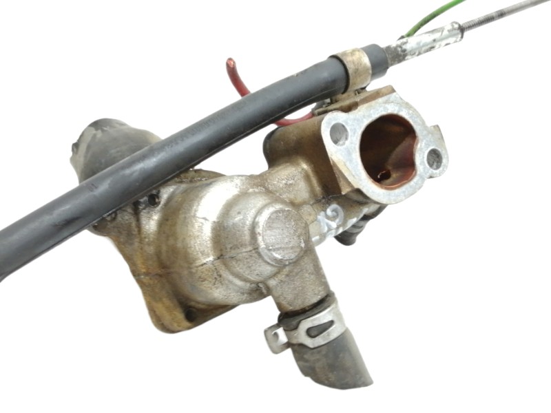 Recambio de termostato para ford focus berlina (cak) ghia referencia OEM IAM 89FF9K478  