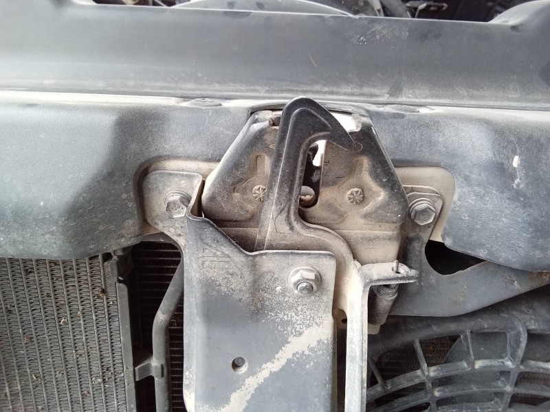 Recambio de cerradura capot para kia sorento 2.5 crdi vgt ex1 referencia OEM IAM   