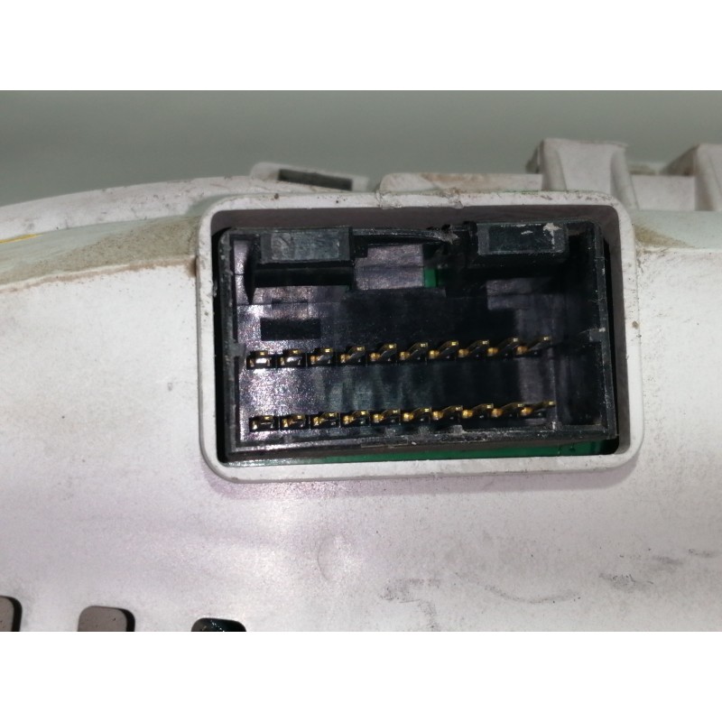 Recambio de cuadro instrumentos para kia sorento 2.5 crdi vgt ex1 referencia OEM IAM 940133E260  