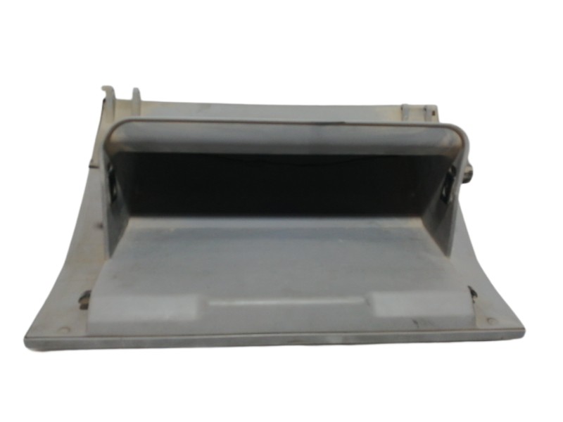 Recambio de guantera para kia sorento 2.5 crdi vgt ex1 referencia OEM IAM 845113E500  