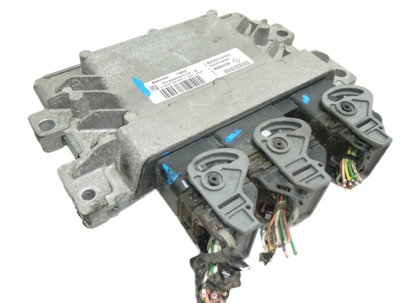 Recambio de centralita motor uce para renault twingo authentique referencia OEM IAM 8200774747 8200700695 S120200113A
