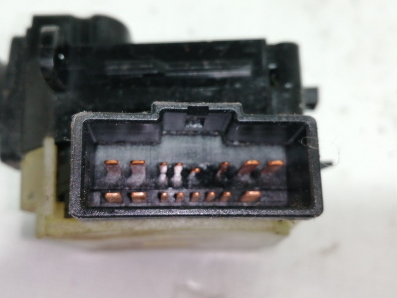 Recambio de mando luces para kia sorento 2.5 crdi vgt ex1 referencia OEM IAM 3283AA  