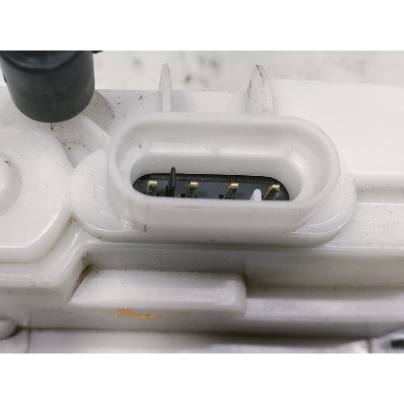 Recambio de cerradura puerta delantera izquierda para renault twingo authentique referencia OEM IAM 384978  