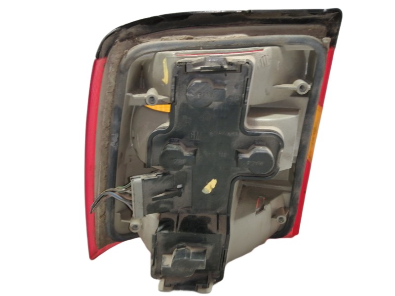 Recambio de piloto trasero derecho para opel vectra a cd referencia OEM IAM 394240  