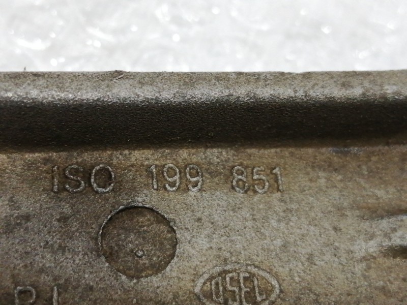 Recambio de soporte motor trasero para seat mii (kf1) 1.0 referencia OEM IAM 1S0199851  