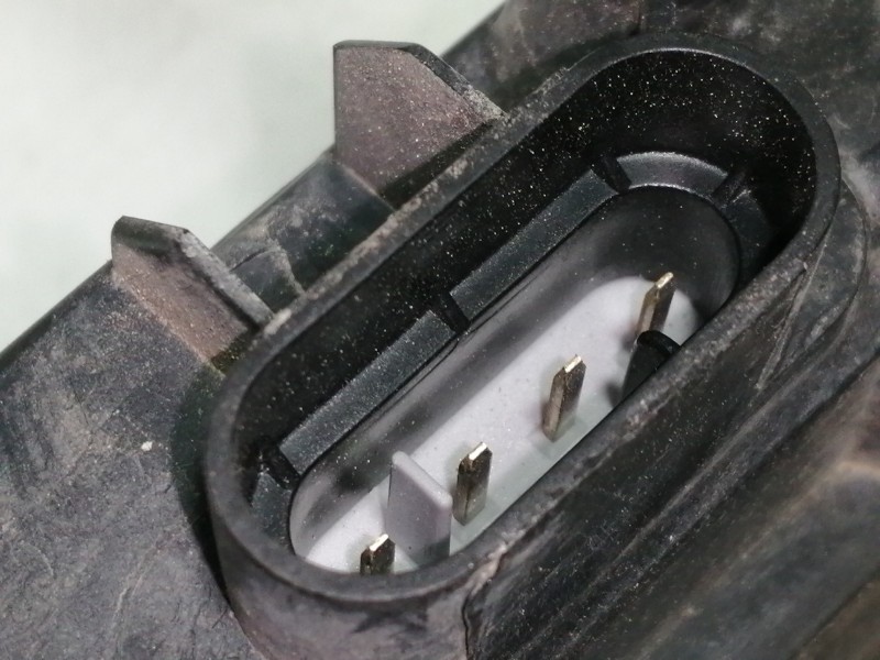 Recambio de cerradura puerta delantera derecha para nissan primera berlina (p12) acenta referencia OEM IAM 05006  ELECTRICO