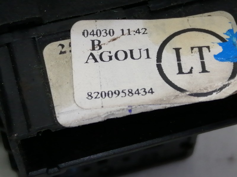 Recambio de mando limpia para renault twingo authentique referencia OEM IAM 8200958434  