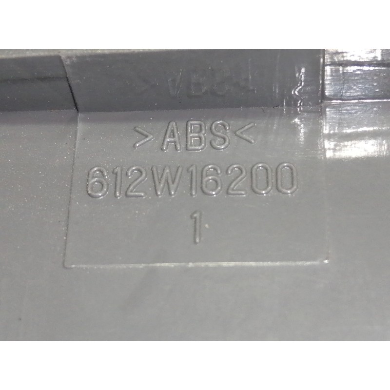 Recambio de mando elevalunas delantero derecho para chevrolet nubira berlina cdx referencia OEM IAM 612W16200  