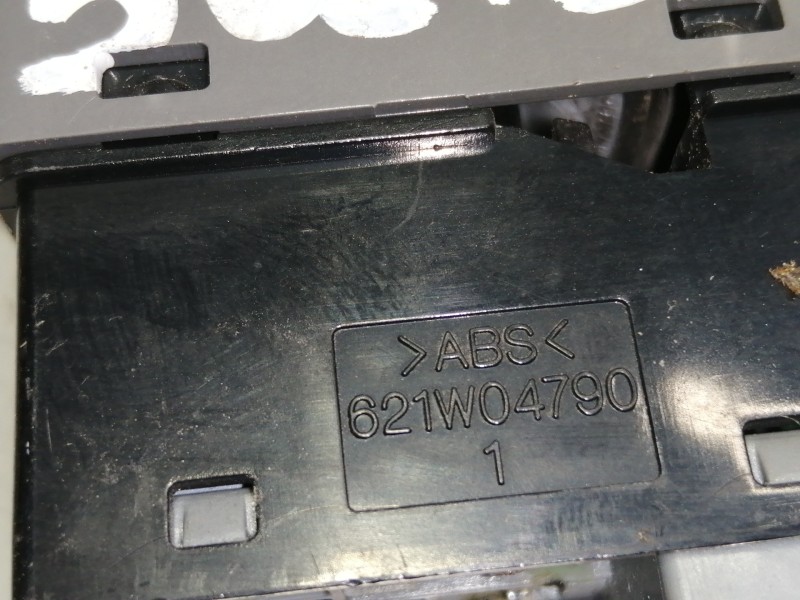 Recambio de mando elevalunas delantero derecho para chevrolet nubira berlina cdx referencia OEM IAM 612W16200  