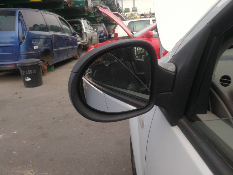 Recambio de retrovisor izquierdo para renault twingo authentique referencia OEM IAM   
