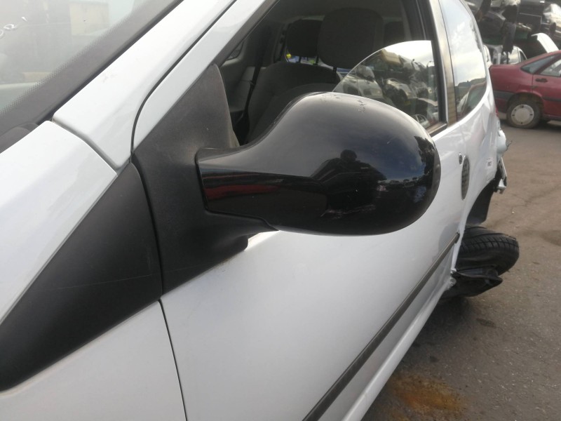 Recambio de retrovisor izquierdo para renault twingo authentique referencia OEM IAM   