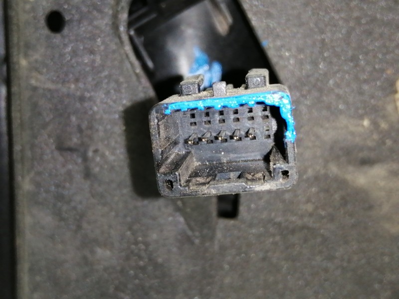 Recambio de retrovisor izquierdo para renault twingo authentique referencia OEM IAM   