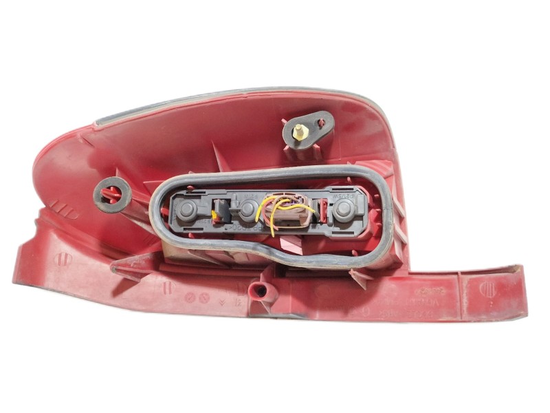 Recambio de piloto trasero izquierdo para peugeot 306 break boulebard referencia OEM IAM   